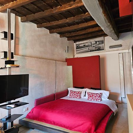 Vm Siro Comi Apartman Pavia Kültér fotó