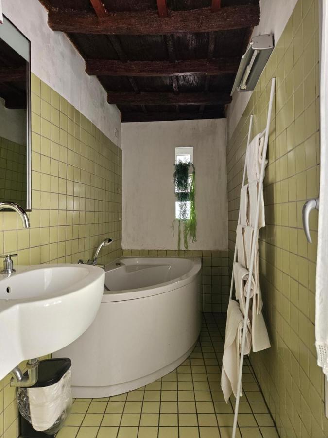 Vm Siro Comi Apartman Pavia Kültér fotó